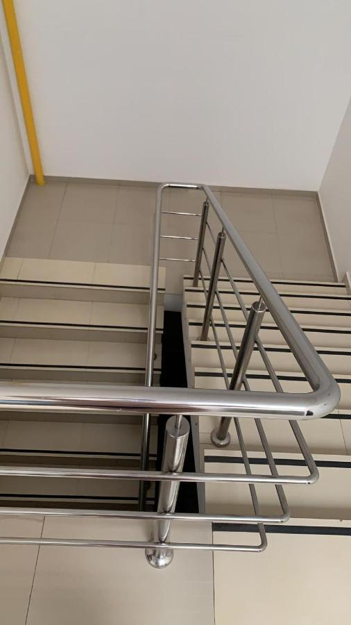 Centru Unirii Luxury VIP Apartment: Spacious 2-Room Stay with Heated Parking Bucharest Exterior photo