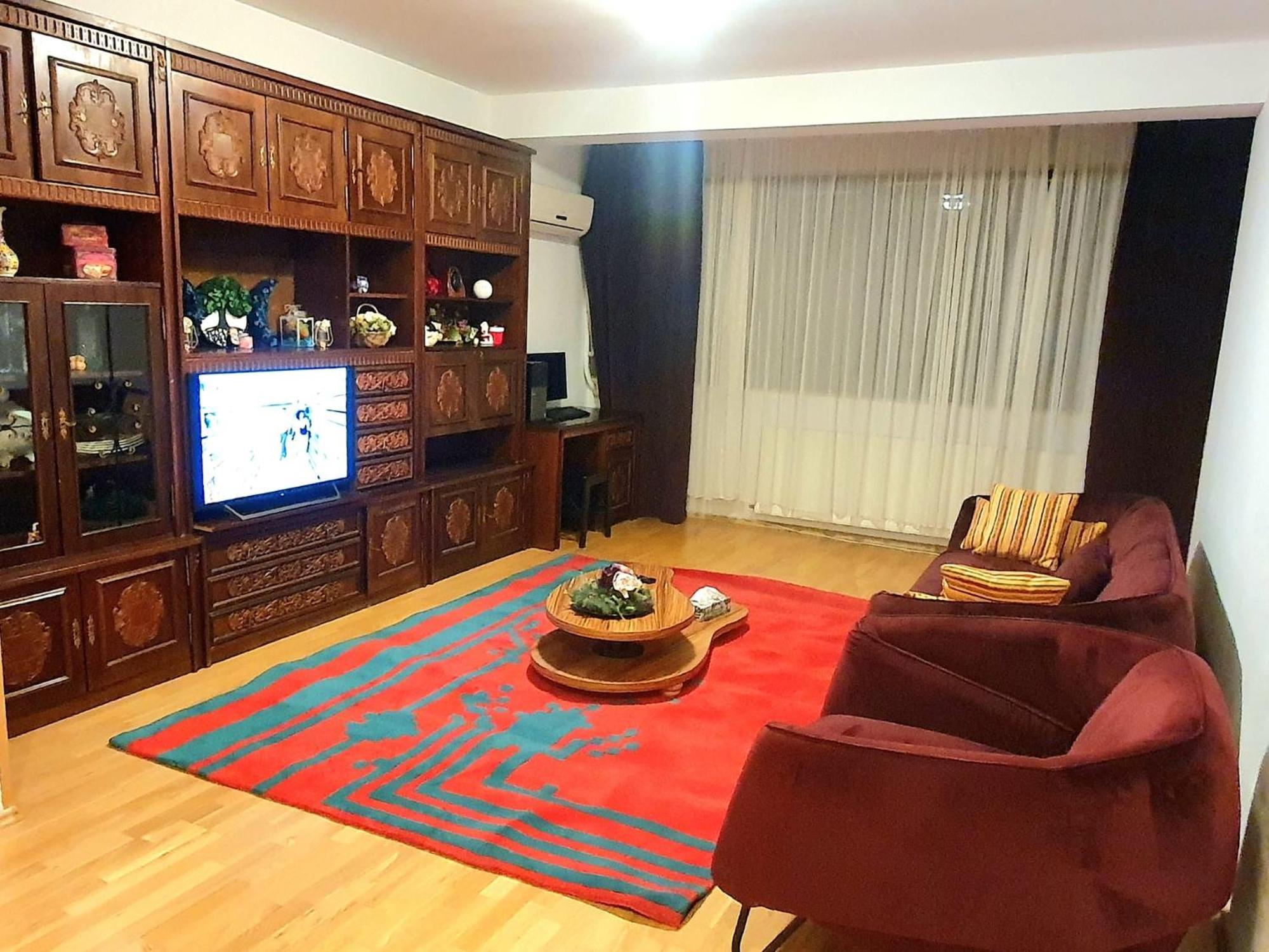 Centru Unirii Luxury VIP Apartment: Spacious 2-Room Stay with Heated Parking Bucharest Exterior photo